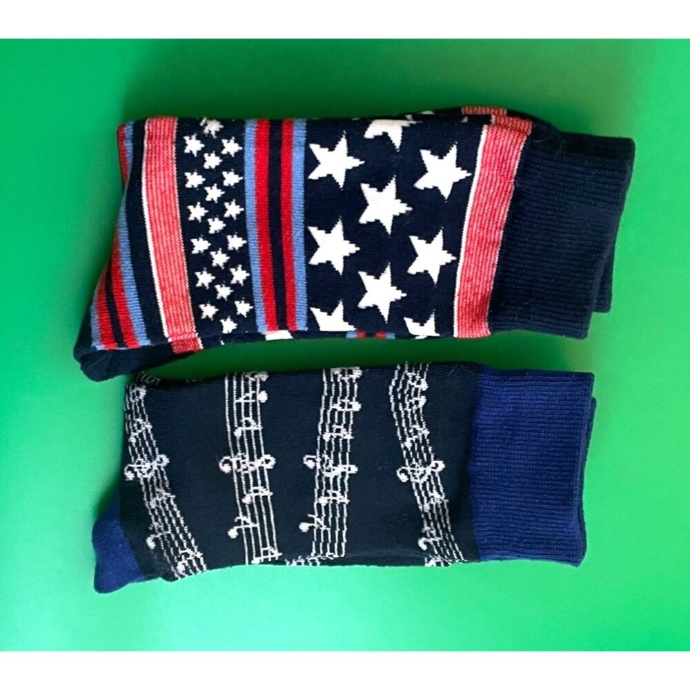 Holiday men's dress socks 10-13 Stars‎ & Stripes (1 pair) Musical Notes (1 pair)